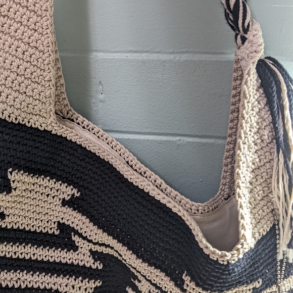 Shoulder bag from sak black and white - like new - Picture 8 of 13